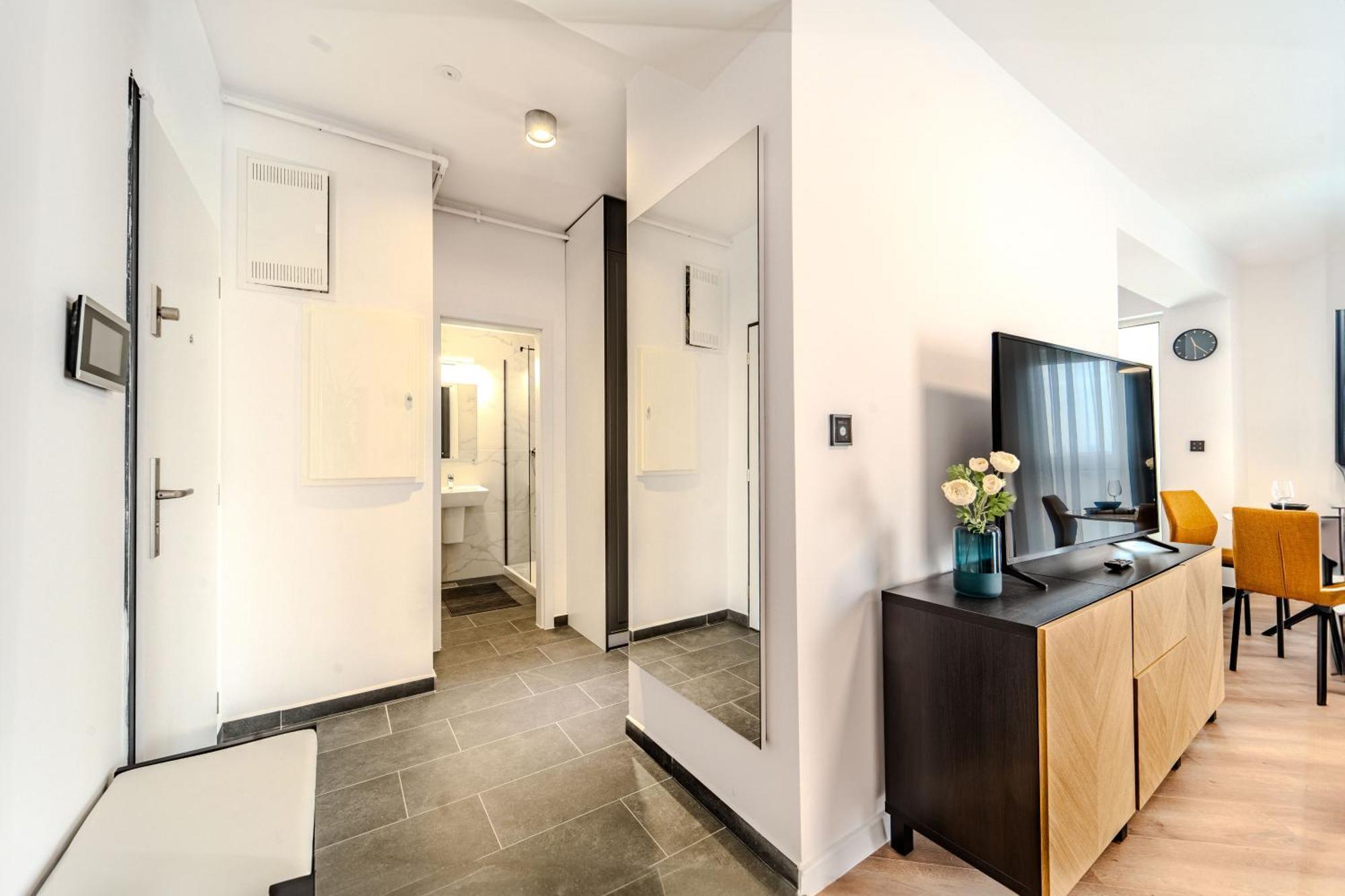 Smart Home - Gloria Apartment Avenue - By Openhouse Timisoara Exterior photo